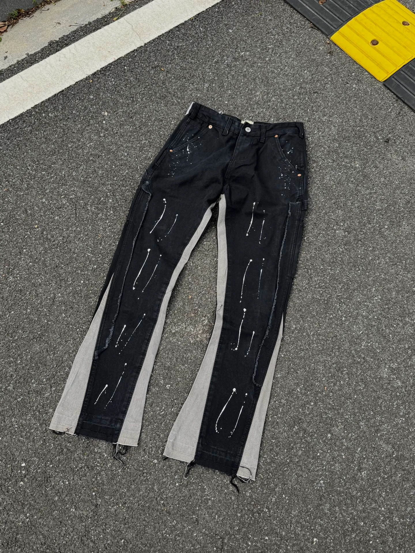 P220💰G33 GALLERY DEPT. Spliced ​​washed retro jeans for men and women high street splashed ink trousers micro-flared casual trousers trendy couple same style Color: Black Size: S-XXL (corresponding to 28-36)